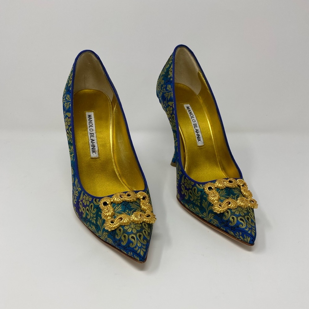 Manolo Blahnik - S 37 - Tradimod 105 Gold/Blu Fabric Brocade Buckle - Never Worn